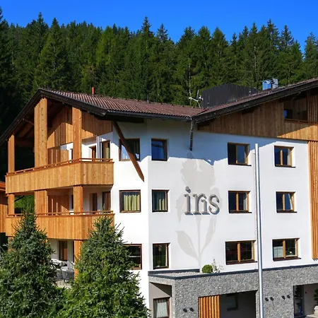 Iris-5 By Interhome 3*