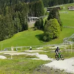 Iris-5 By Interhome 3* Auffach