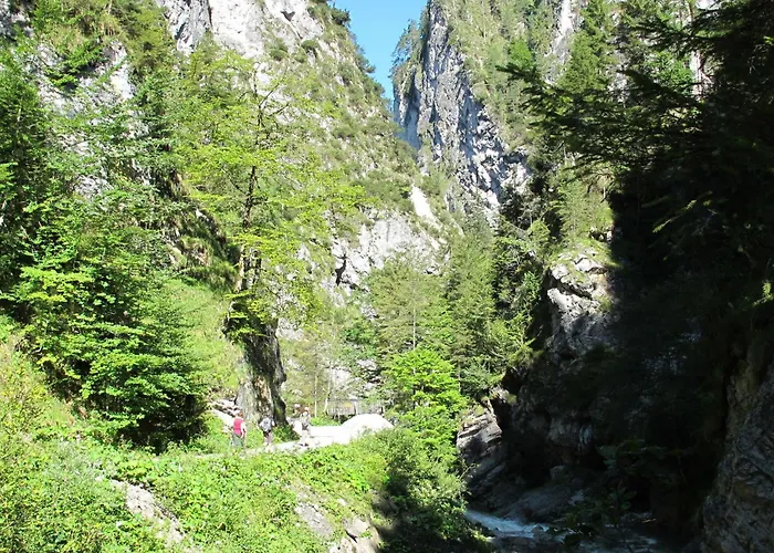 Iris-5 By Interhome شقة